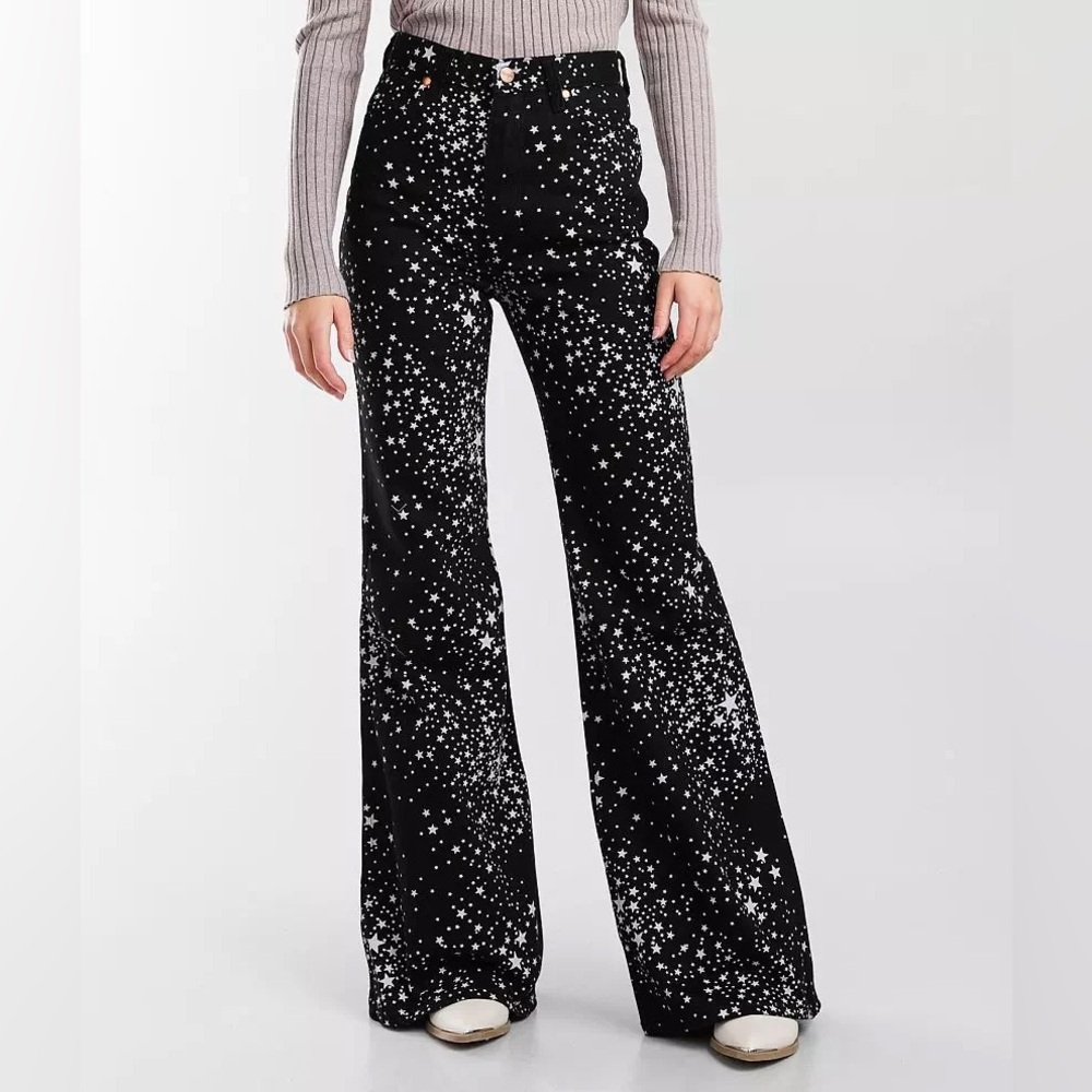 NWOT Wranglers Wanderer High Rise Flare Pant, SIZE 28